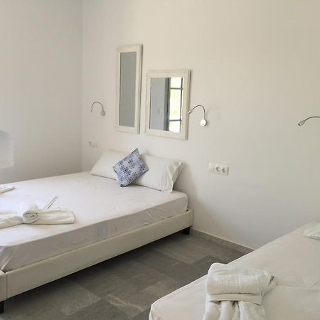 Depis Suites Naxos City Esterno foto