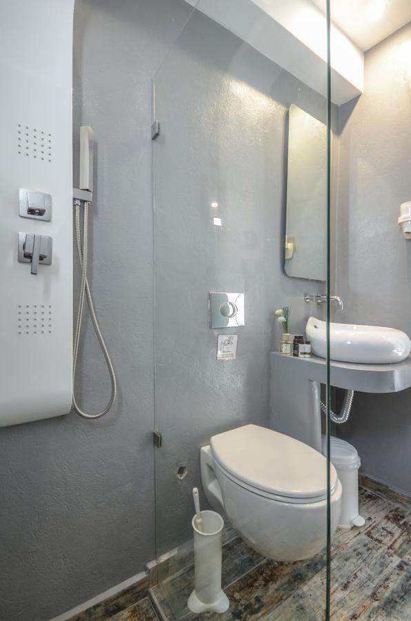 Depis Suites Naxos City Esterno foto