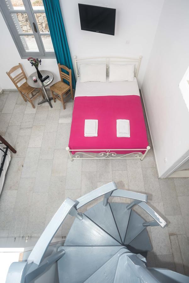 Depis Suites Naxos City Esterno foto