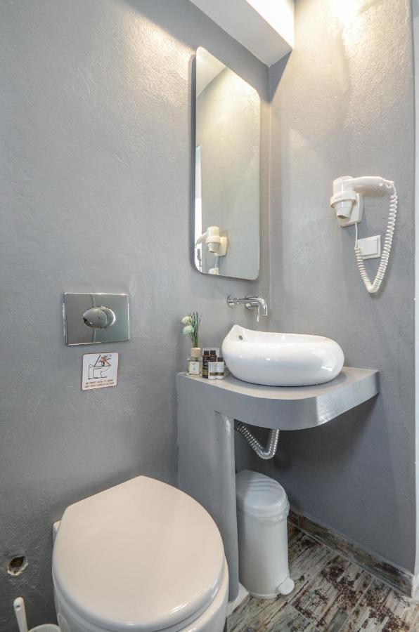 Depis Suites Naxos City Esterno foto