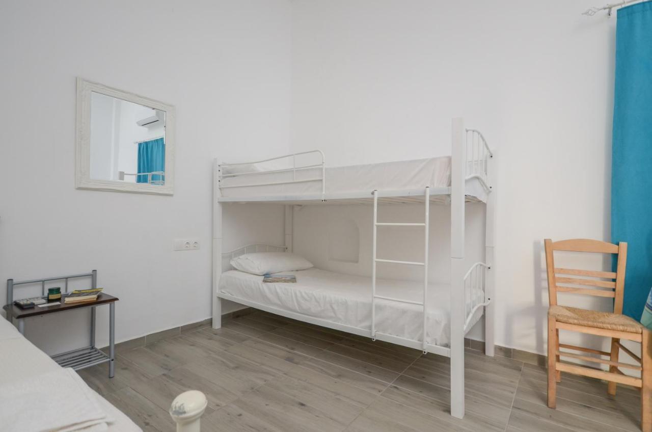 Depis Suites Naxos City Esterno foto